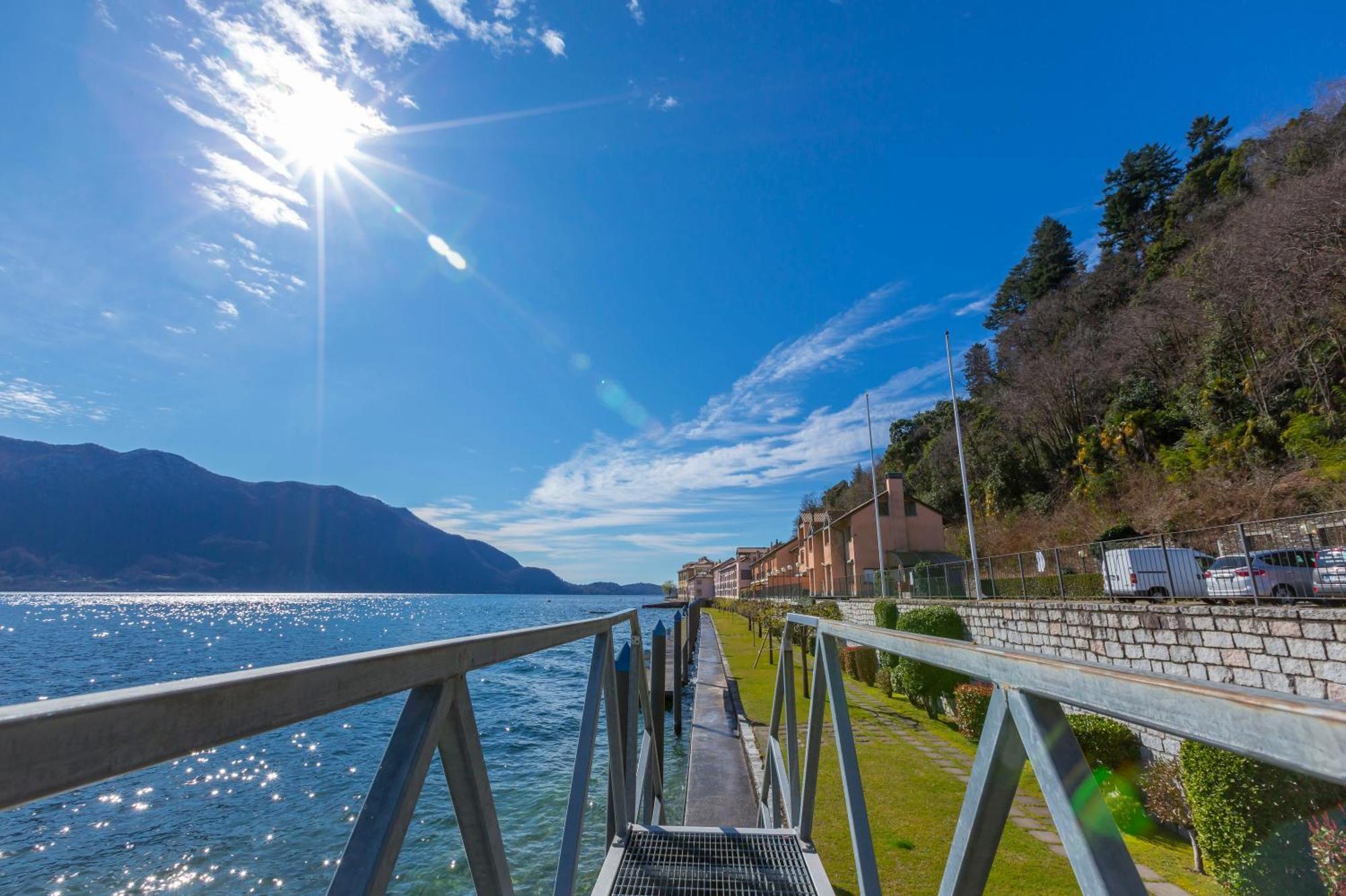 Blu Lake Apartment On Ghiffa Beach - Happy Rentals Dış mekan fotoğraf